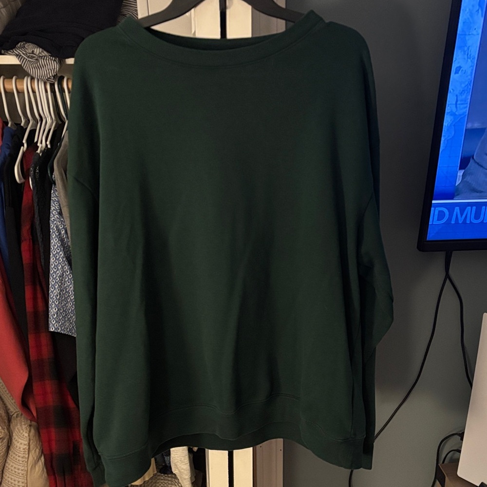 H&M Dark Green Sweatshirt
